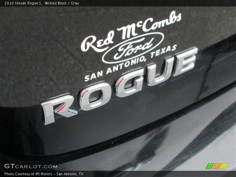 Wicked Black / Gray 2010 Nissan Rogue S