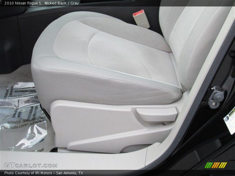 Wicked Black / Gray 2010 Nissan Rogue S