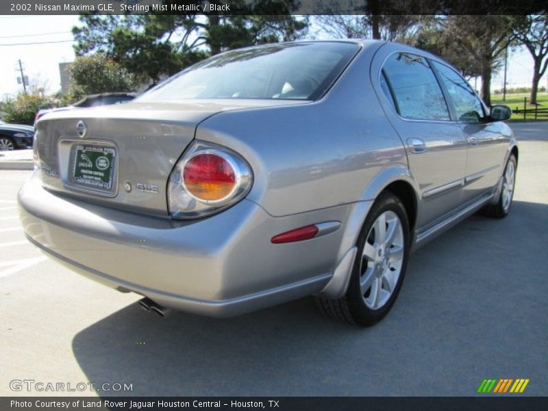 Sterling Mist Metallic / Black 2002 Nissan Maxima GLE