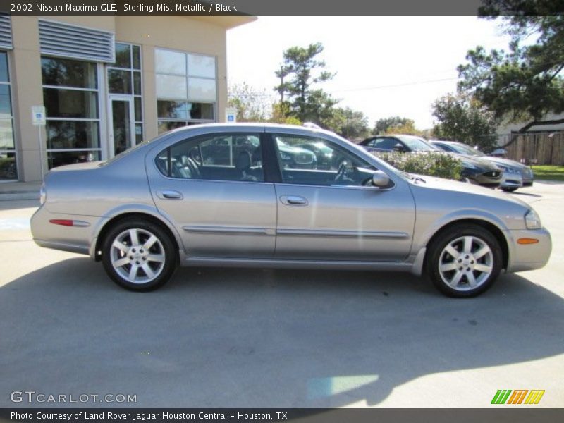 Sterling Mist Metallic / Black 2002 Nissan Maxima GLE