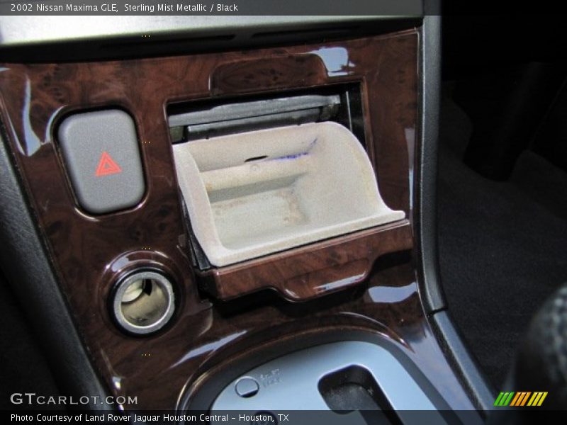 Sterling Mist Metallic / Black 2002 Nissan Maxima GLE