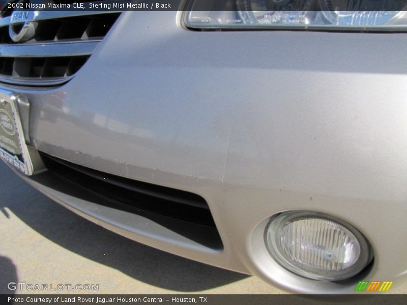 Sterling Mist Metallic / Black 2002 Nissan Maxima GLE