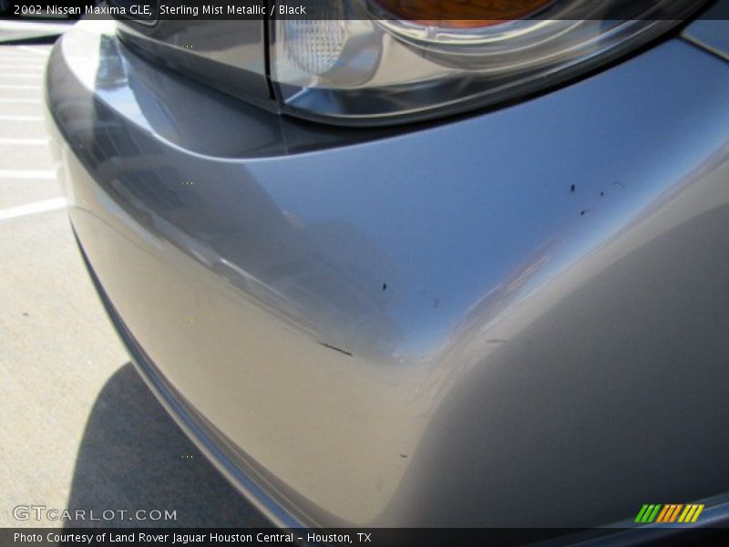 Sterling Mist Metallic / Black 2002 Nissan Maxima GLE