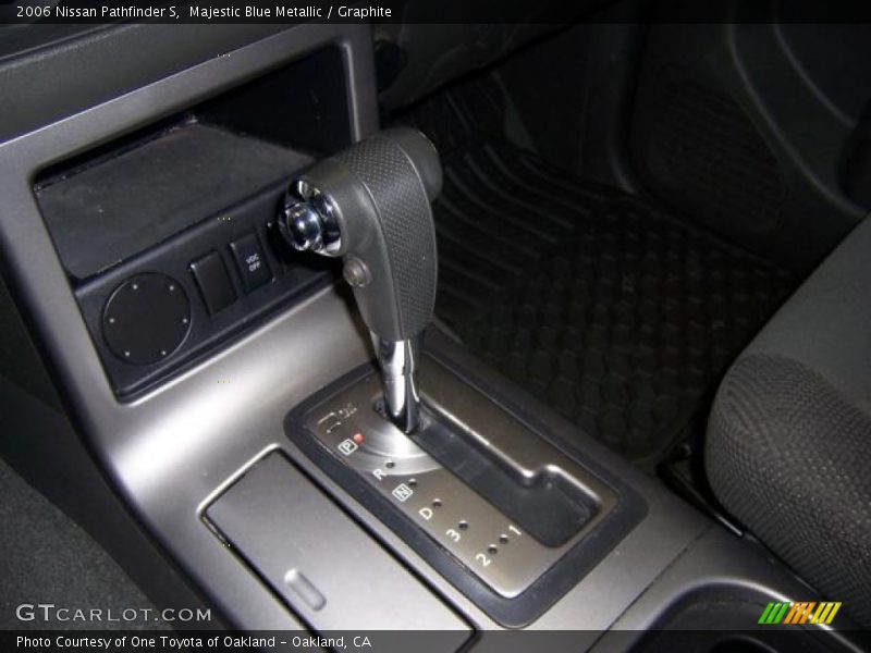 Majestic Blue Metallic / Graphite 2006 Nissan Pathfinder S