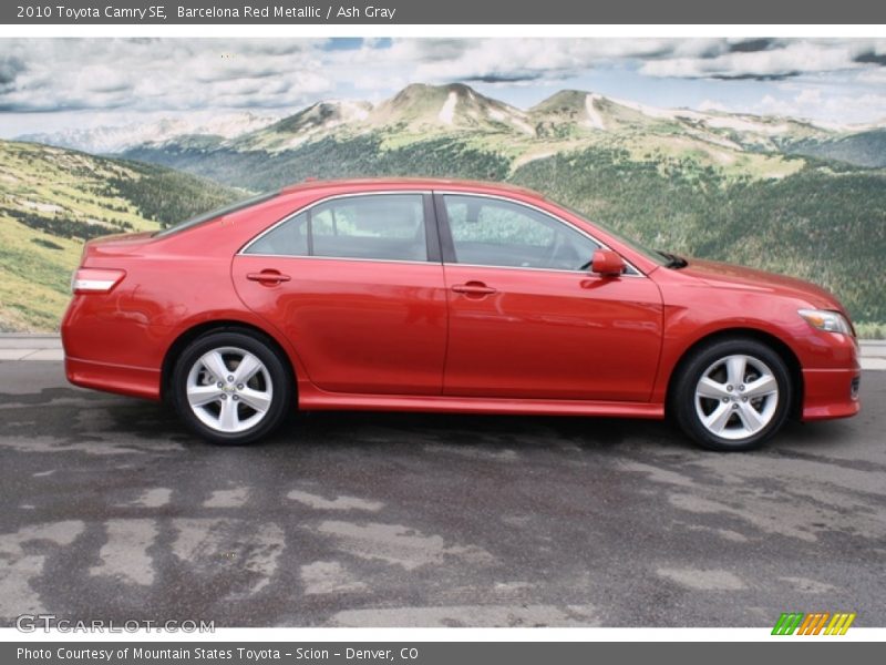  2010 Camry SE Barcelona Red Metallic