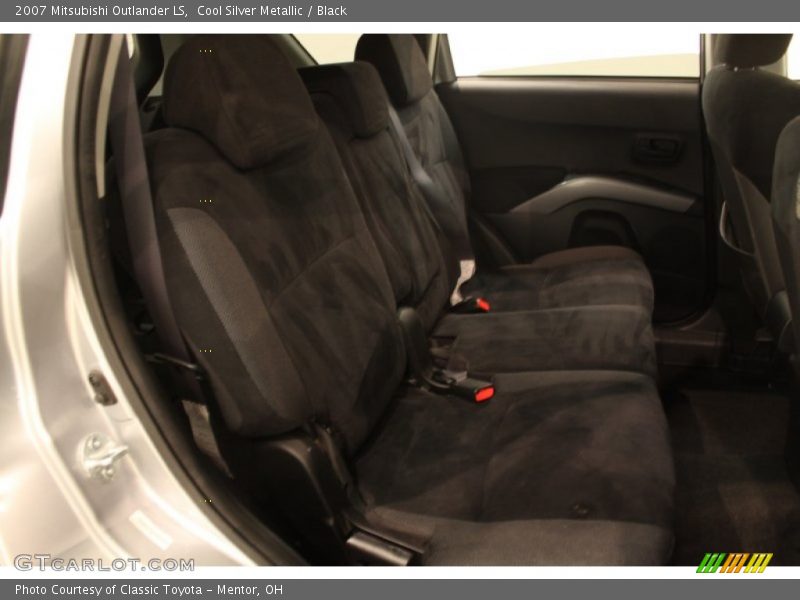 Rear Seat of 2007 Outlander LS