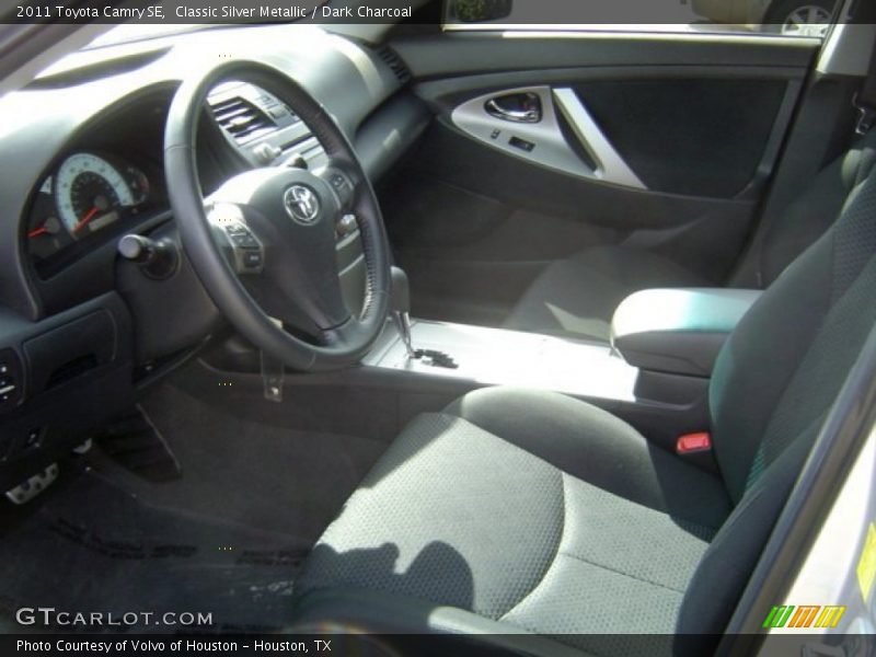 Classic Silver Metallic / Dark Charcoal 2011 Toyota Camry SE