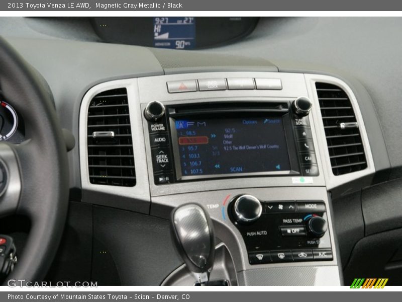 Magnetic Gray Metallic / Black 2013 Toyota Venza LE AWD