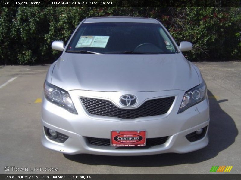 Classic Silver Metallic / Dark Charcoal 2011 Toyota Camry SE