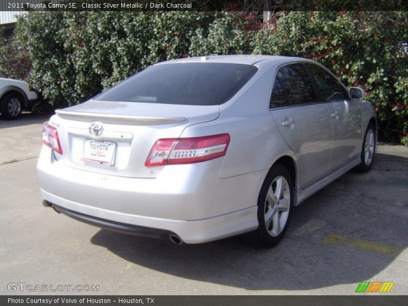 Classic Silver Metallic / Dark Charcoal 2011 Toyota Camry SE