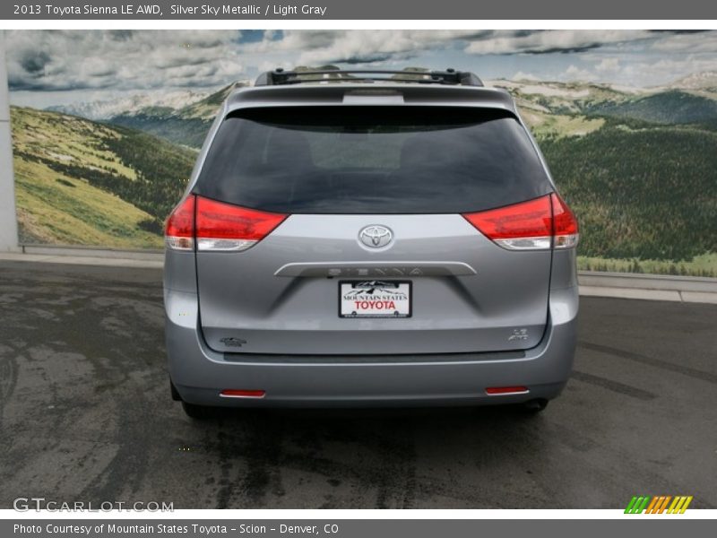 Silver Sky Metallic / Light Gray 2013 Toyota Sienna LE AWD