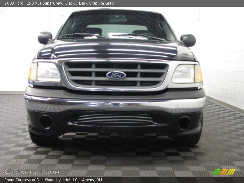 Black / Dark Graphite Grey 2003 Ford F150 XLT SuperCrew