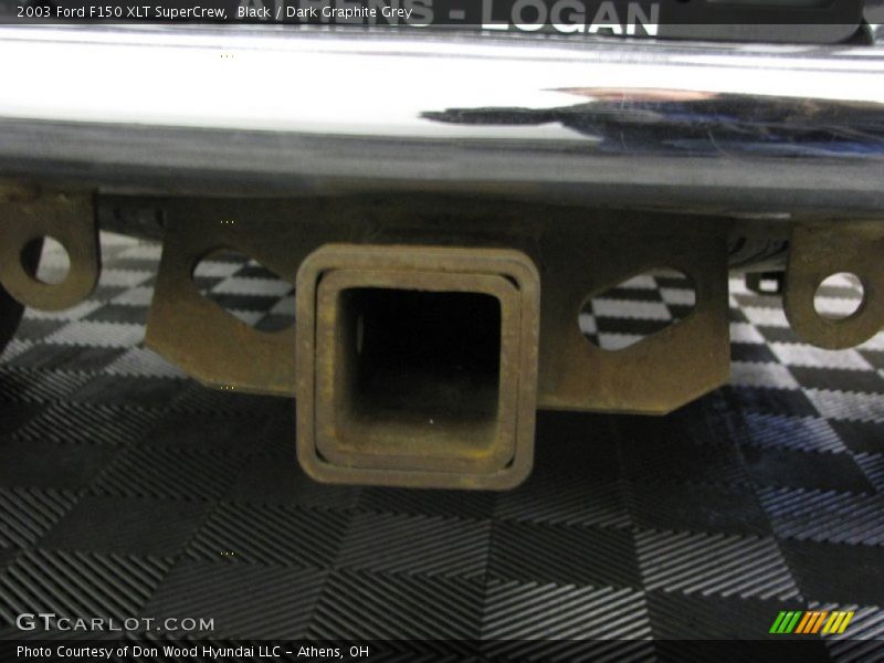 Black / Dark Graphite Grey 2003 Ford F150 XLT SuperCrew