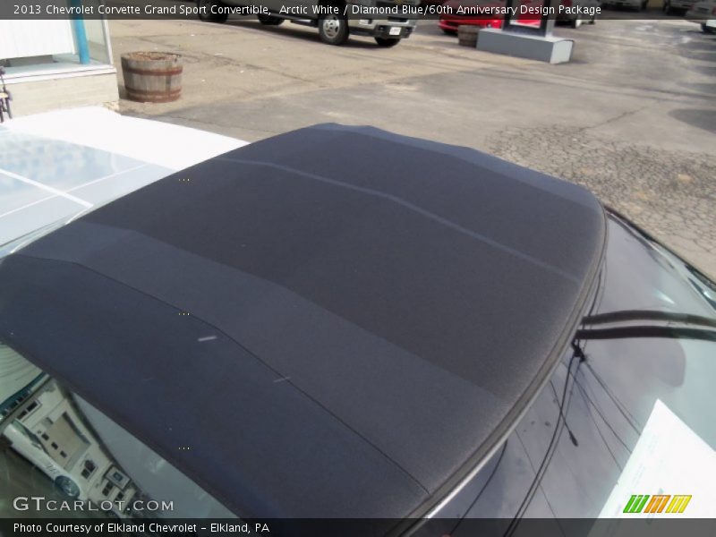 Arctic White / Diamond Blue/60th Anniversary Design Package 2013 Chevrolet Corvette Grand Sport Convertible