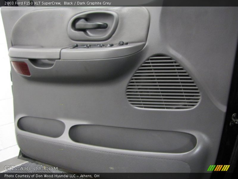 Black / Dark Graphite Grey 2003 Ford F150 XLT SuperCrew