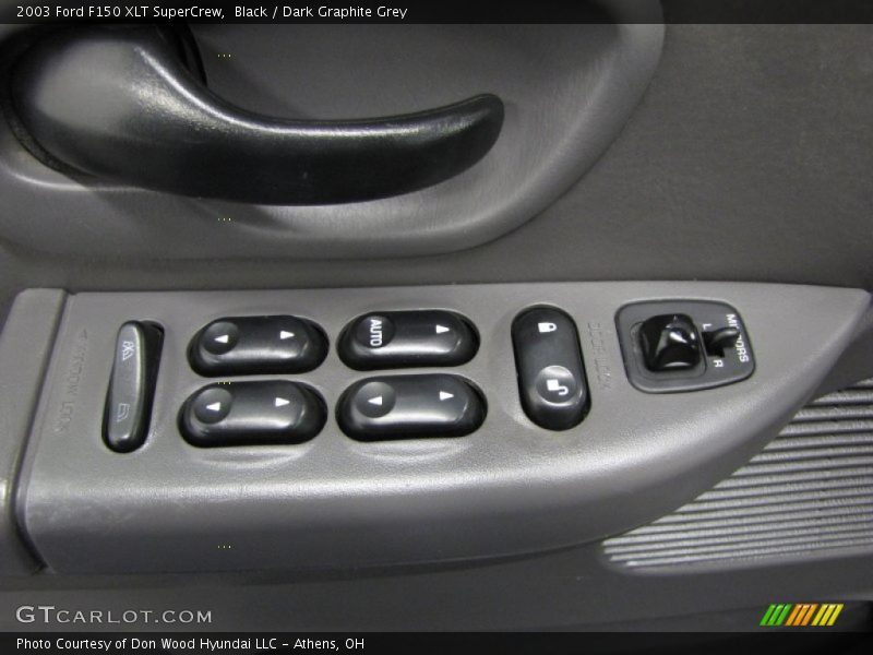 Black / Dark Graphite Grey 2003 Ford F150 XLT SuperCrew