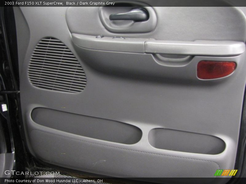 Black / Dark Graphite Grey 2003 Ford F150 XLT SuperCrew