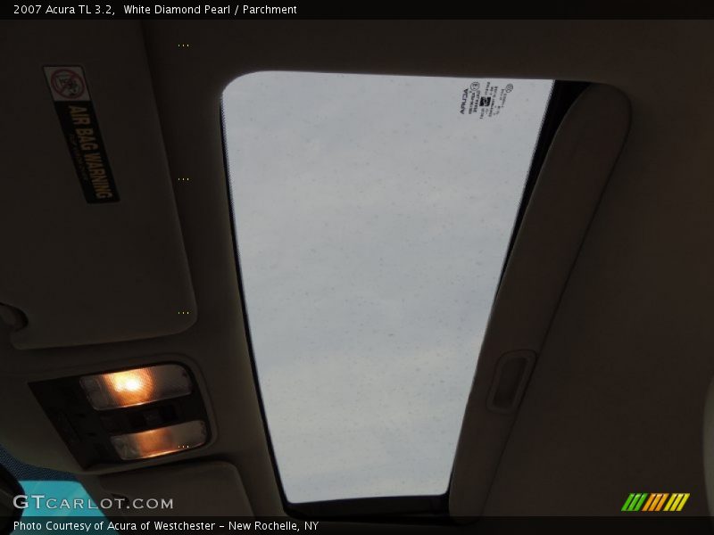 White Diamond Pearl / Parchment 2007 Acura TL 3.2
