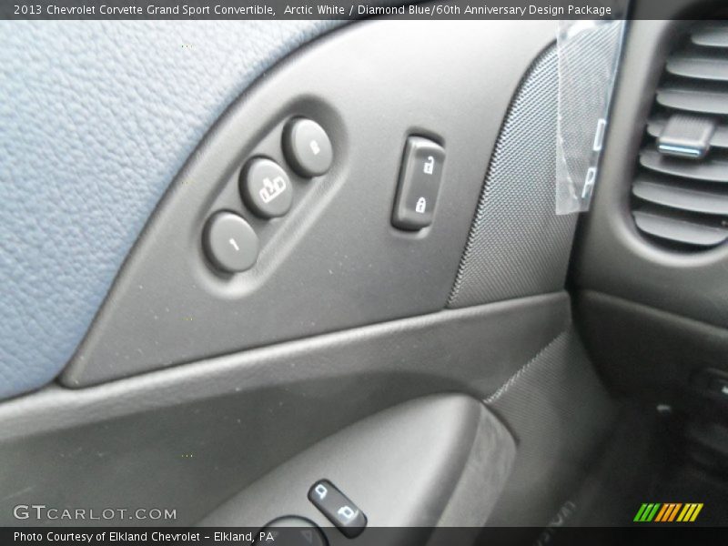 Arctic White / Diamond Blue/60th Anniversary Design Package 2013 Chevrolet Corvette Grand Sport Convertible