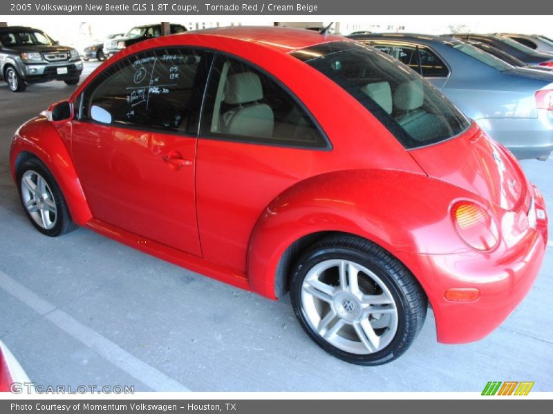 Tornado Red / Cream Beige 2005 Volkswagen New Beetle GLS 1.8T Coupe
