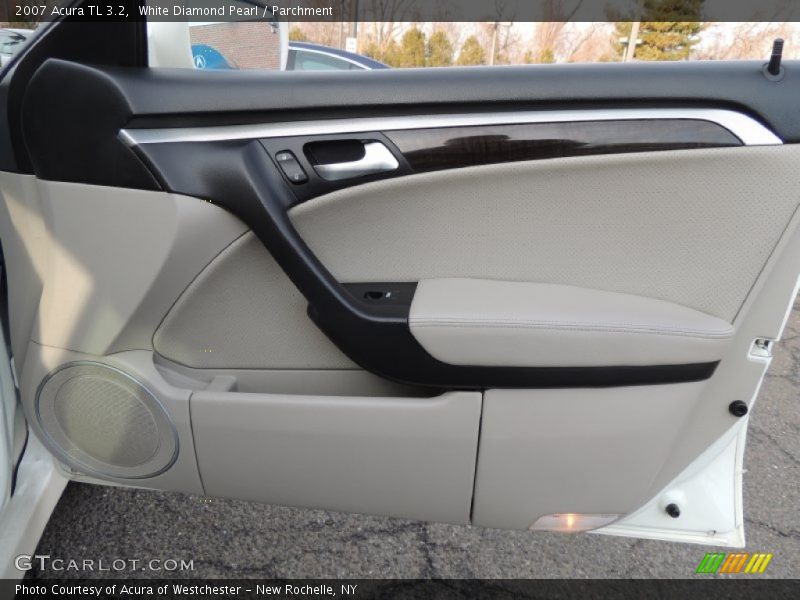 White Diamond Pearl / Parchment 2007 Acura TL 3.2