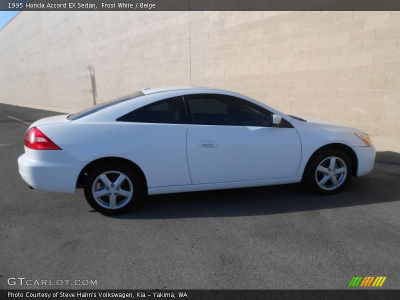 Frost White / Beige 1995 Honda Accord EX Sedan