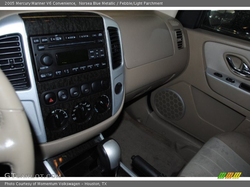 Norsea Blue Metallic / Pebble/Light Parchment 2005 Mercury Mariner V6 Convenience