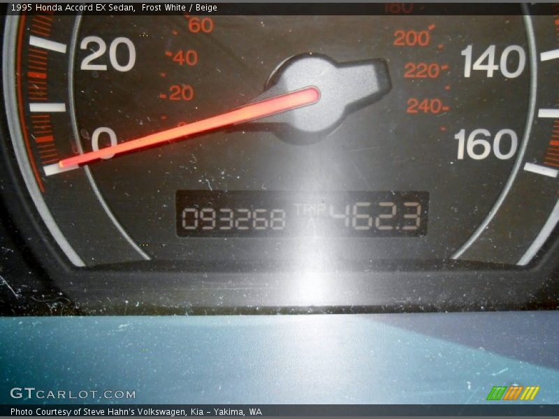 Frost White / Beige 1995 Honda Accord EX Sedan