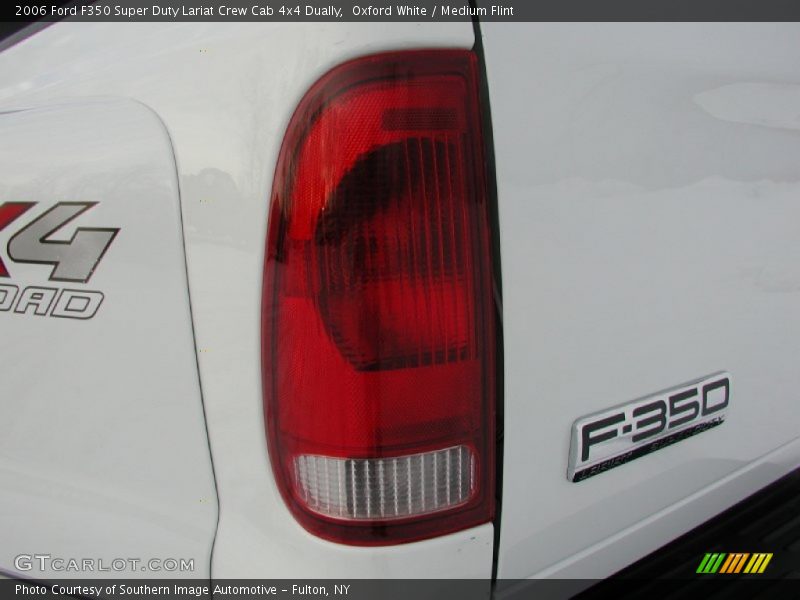 Oxford White / Medium Flint 2006 Ford F350 Super Duty Lariat Crew Cab 4x4 Dually