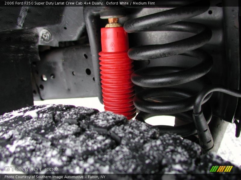 Oxford White / Medium Flint 2006 Ford F350 Super Duty Lariat Crew Cab 4x4 Dually
