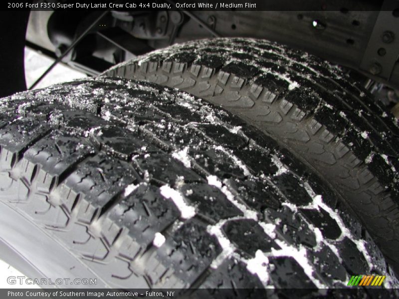 Oxford White / Medium Flint 2006 Ford F350 Super Duty Lariat Crew Cab 4x4 Dually