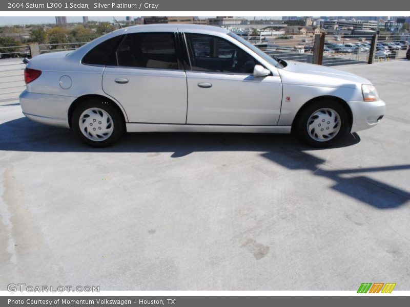 Silver Platinum / Gray 2004 Saturn L300 1 Sedan