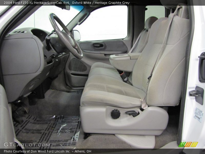 Front Seat of 2004 F150 XL Heritage SuperCab 4x4