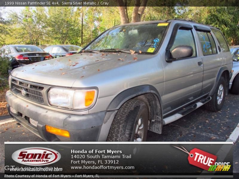 Sierra Silver Metallic / Gray 1999 Nissan Pathfinder SE 4x4