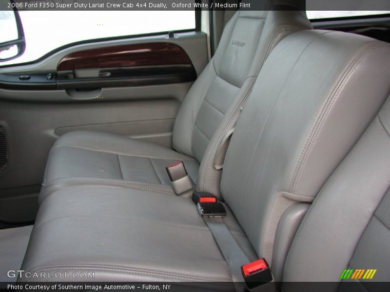 Oxford White / Medium Flint 2006 Ford F350 Super Duty Lariat Crew Cab 4x4 Dually