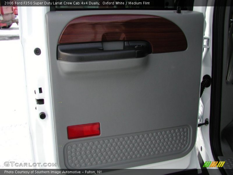 Oxford White / Medium Flint 2006 Ford F350 Super Duty Lariat Crew Cab 4x4 Dually