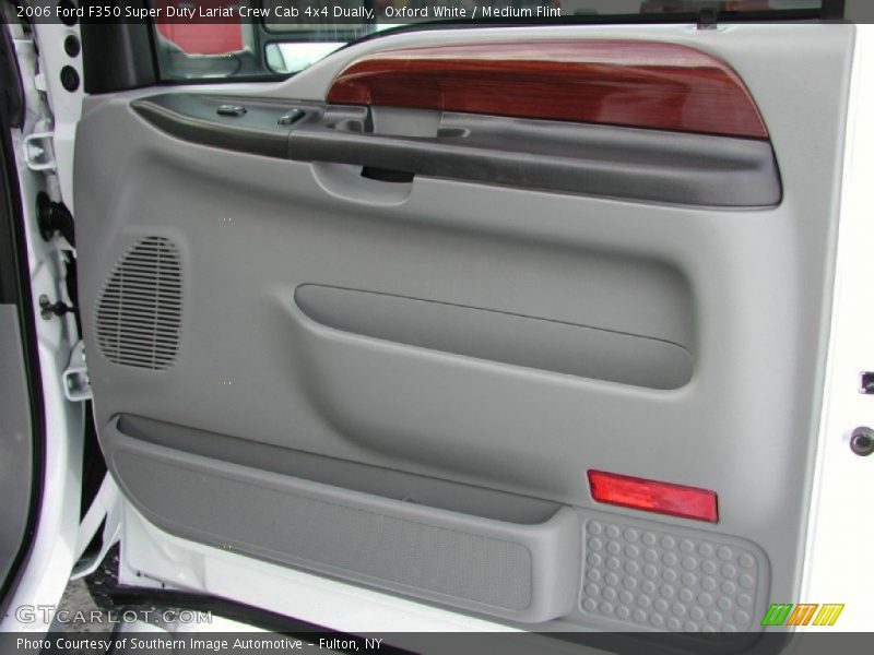 Oxford White / Medium Flint 2006 Ford F350 Super Duty Lariat Crew Cab 4x4 Dually