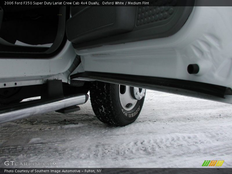 Oxford White / Medium Flint 2006 Ford F350 Super Duty Lariat Crew Cab 4x4 Dually
