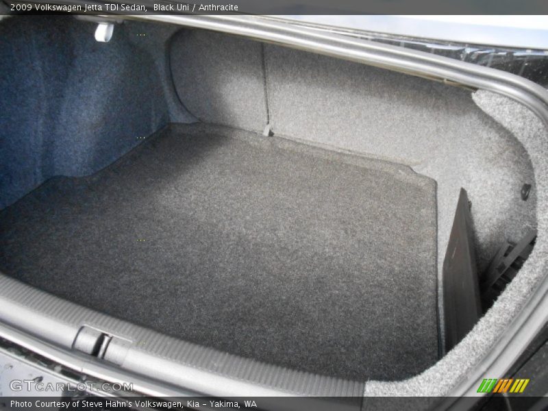 Black Uni / Anthracite 2009 Volkswagen Jetta TDI Sedan