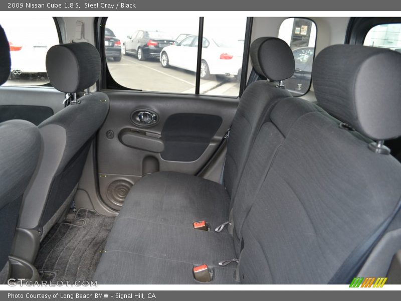 Rear Seat of 2009 Cube 1.8 S