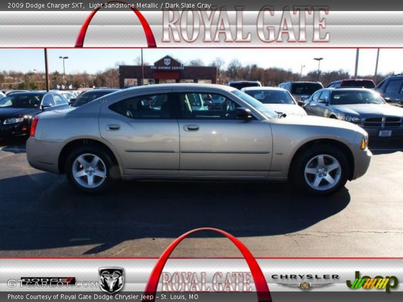 Light Sandstone Metallic / Dark Slate Gray 2009 Dodge Charger SXT