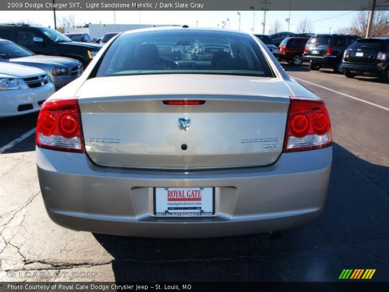 Light Sandstone Metallic / Dark Slate Gray 2009 Dodge Charger SXT