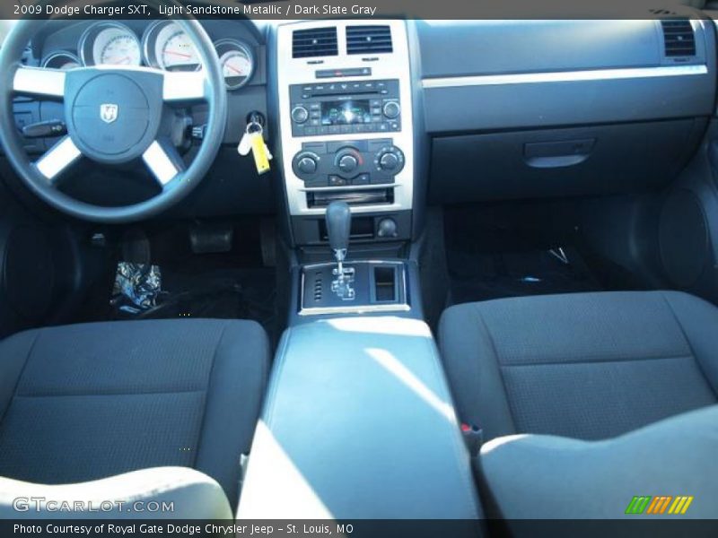 Light Sandstone Metallic / Dark Slate Gray 2009 Dodge Charger SXT