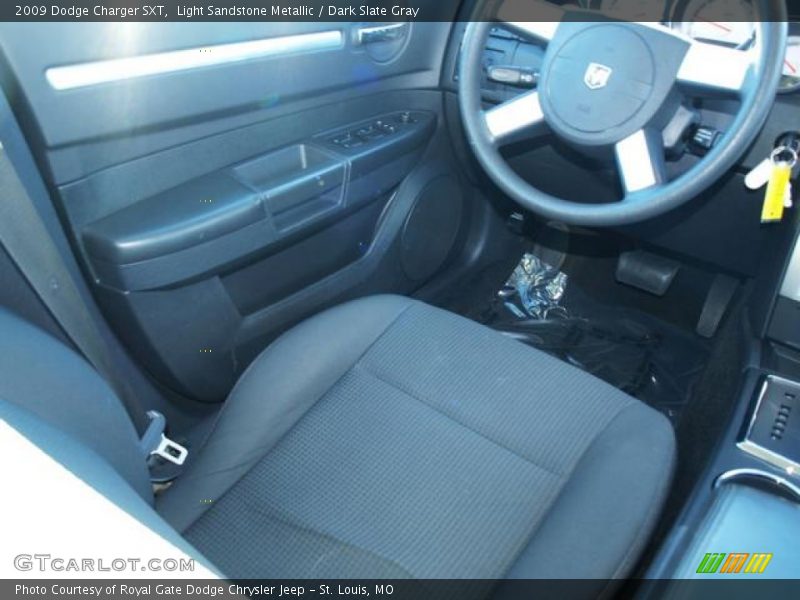 Light Sandstone Metallic / Dark Slate Gray 2009 Dodge Charger SXT