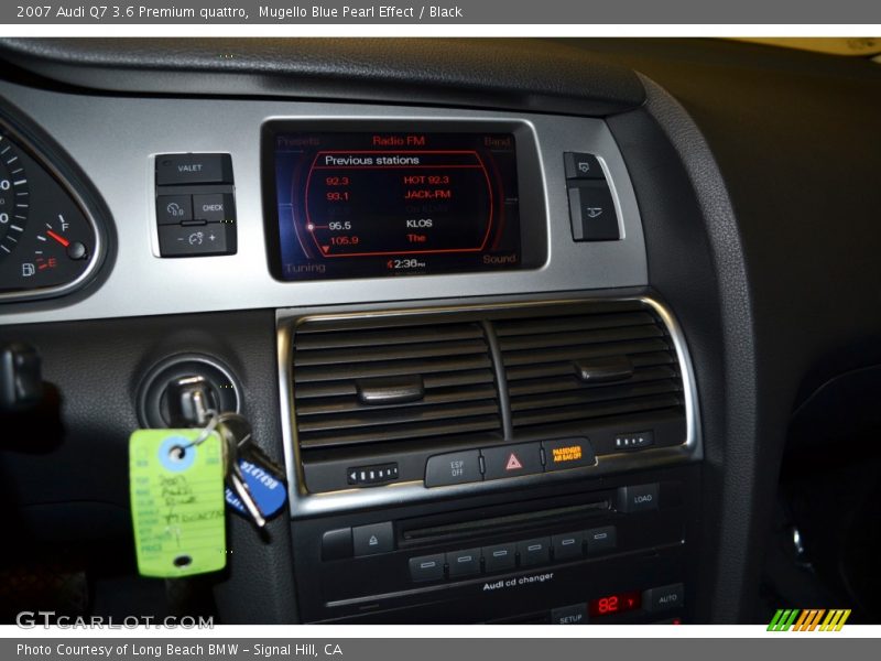 Mugello Blue Pearl Effect / Black 2007 Audi Q7 3.6 Premium quattro