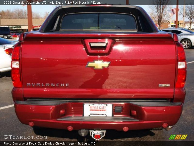 Deep Ruby Red Metallic / Ebony 2008 Chevrolet Avalanche LTZ 4x4
