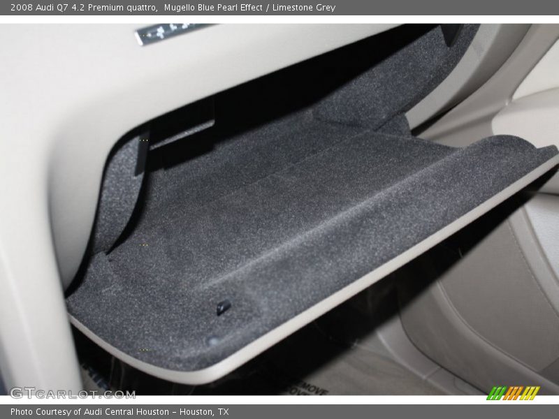 Mugello Blue Pearl Effect / Limestone Grey 2008 Audi Q7 4.2 Premium quattro