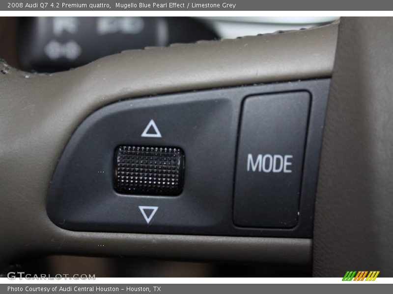 Mugello Blue Pearl Effect / Limestone Grey 2008 Audi Q7 4.2 Premium quattro