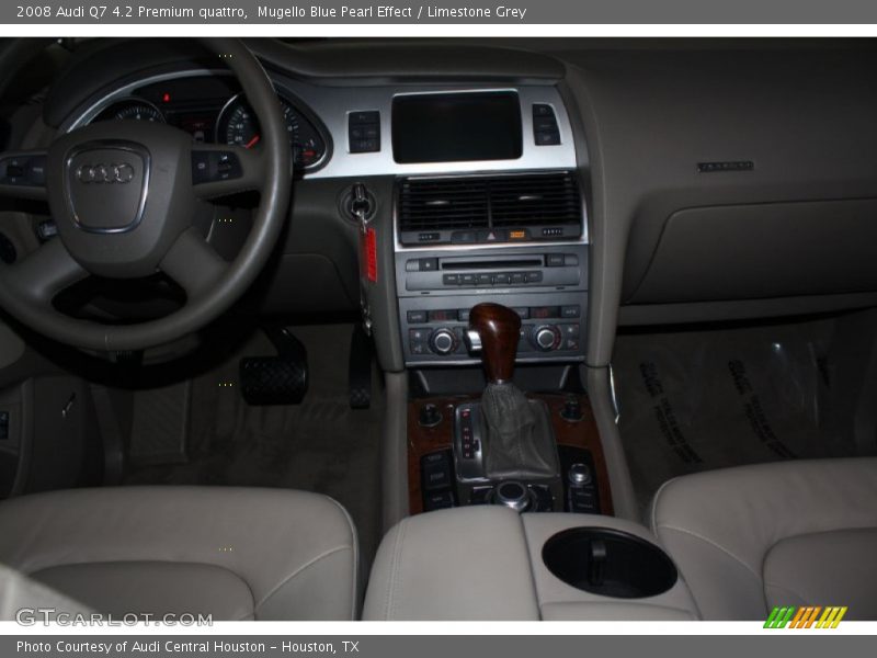 Mugello Blue Pearl Effect / Limestone Grey 2008 Audi Q7 4.2 Premium quattro