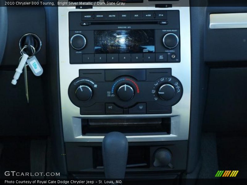 Bright Silver Metallic / Dark Slate Gray 2010 Chrysler 300 Touring